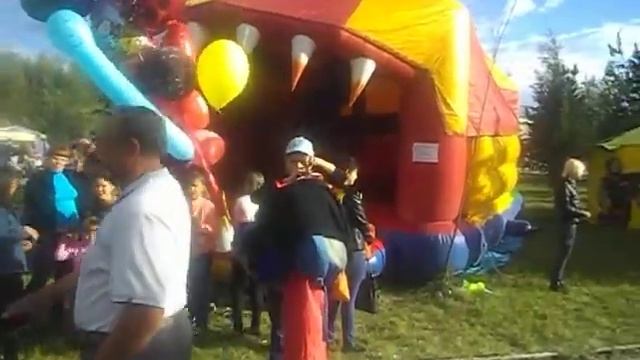 атракцион в праздник -ПГТ Пойковский ЮГРА