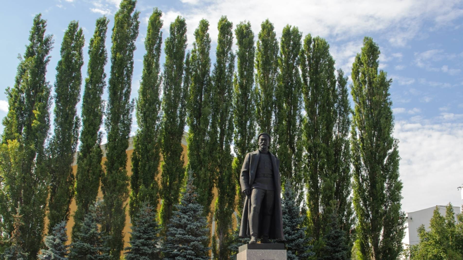 Железный Феликс Дзержинский основатель МИЛИЦИИ народной отец беспризорников