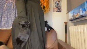 Crossdresser in Black! (Polyester, Nylon & Highheels) 4