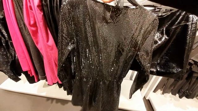 #HM #December2019 #Newcollection
H&M New Winter collection /December 2019 смотреть онлайн