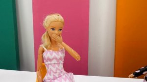 Игры для девочек - Барби учится волшебству! Играем в куклы