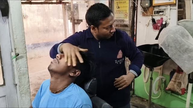 Опытный мастер массажа головы смотреть онлайн