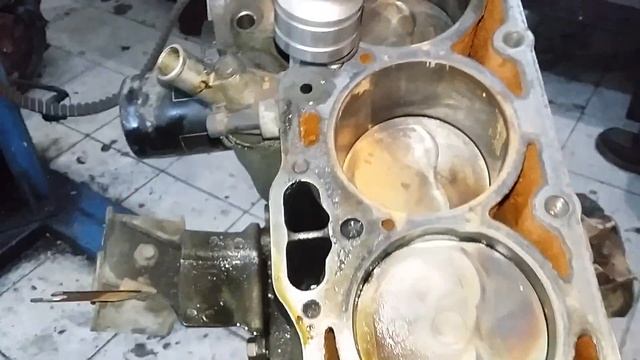 PİSTON ERİTEN TOFAŞ SLX MOTOR YAPMA 1 смотреть онлайн