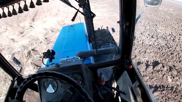 МТЗ 952! Мтз 80 Пахота! Рабочий процесс!