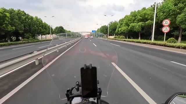 MT Jarama Helmet First Impressions || Watch This Before You Buy One смотреть онлайн