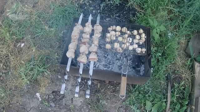 ПРИГОТОВЛЕНИЕ ШАШЛЫКА ПО ПРОСТОМУ, ПО ДОМАШНЕМУ. смотреть онлайн