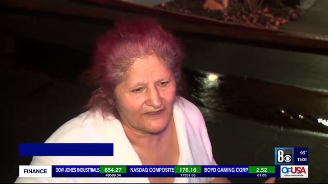 16 people displaced after central Las Vegas apartment fire смотреть онлайн