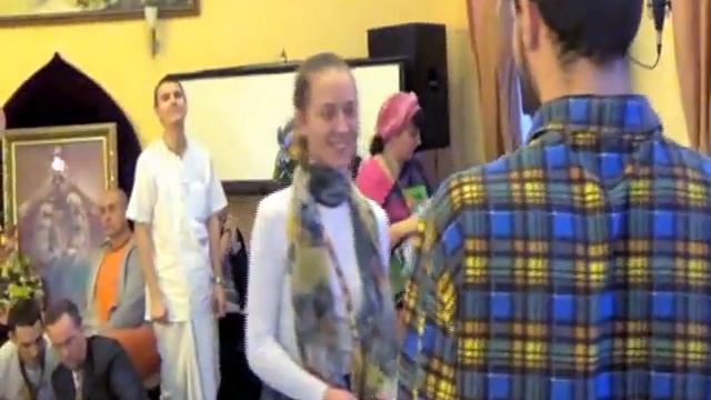 Спектакль про Господа Нитьянанду в ЦВК на Ботаническом Саду 16.02.2014 г смотреть онлайн