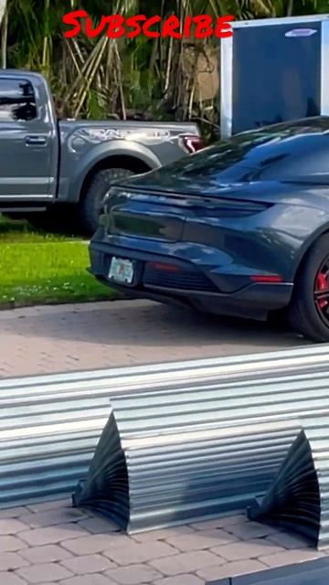 Porsche Taycan 😍😍😍😍😍😍😍😍😍