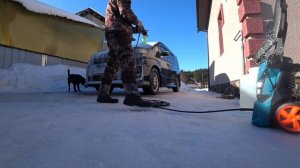 Тест мини мойки высокого давления Bort 2000 Про Максимальное давление 150 Бар. Катя подарила ))