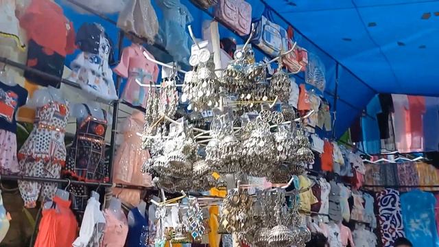 79.Не могу жить без рынка.😂Опять гуляем по рынку😁.Again we walk at the market 👗👜🥻 смотреть онлайн