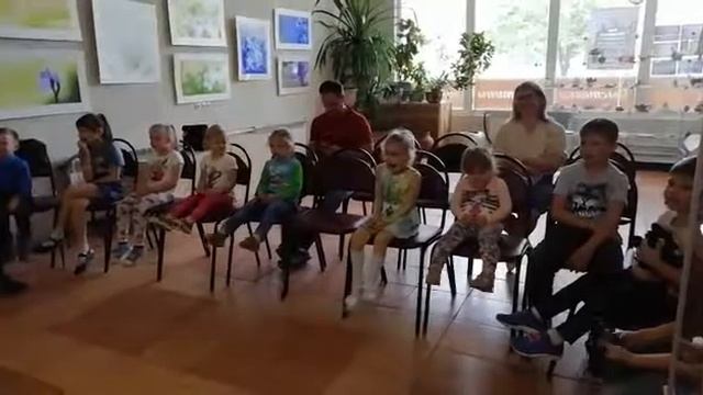 Спектакль “Как Петрушка воевал” （фрагмент）. Выездные кукольные спектакли 8-919-989-64-93. Волгоград