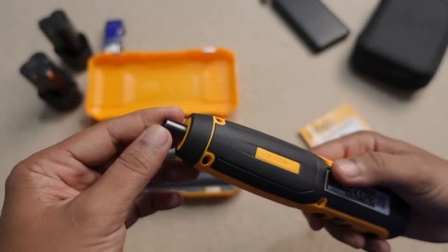 review obeng elektrik tanpa kabel - INGCO CSDLI0403 CORDLESS SCREWDRIVER 4V смотреть онлайн