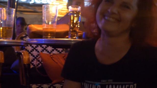 Happy Dance смотреть онлайн