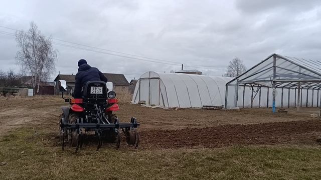 Испытания самодельного культиватора к минитрактору МТЗ-152. Рабочий агрегат на 100 % !!! смотреть онлайн