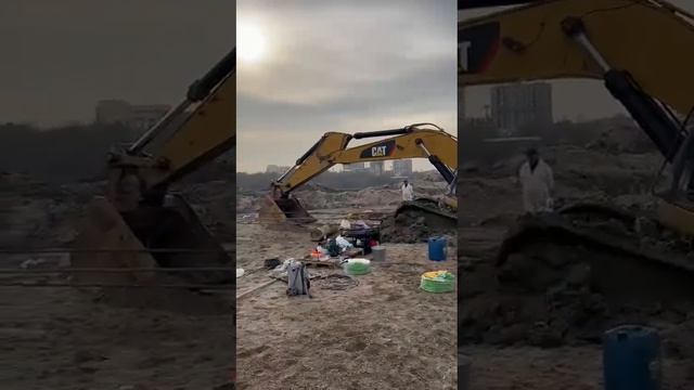 Вытаскиваем Экскаватор из болота на Сайране смотреть онлайн