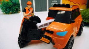 ТукТук Шоу - Тоботы - трансформер Тобот X сломался