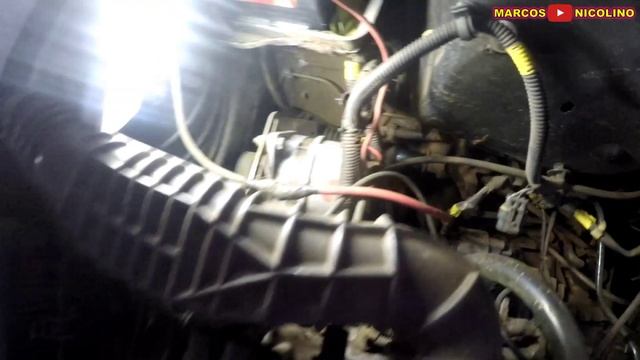 VEJA O JEITO CERTO DOS CABOS DE VELAS DO FIAT UNO NA BOBINA смотреть онлайн