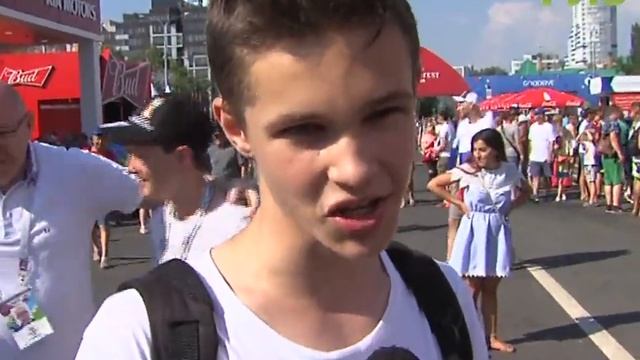 За игрой сборных России и Уругвая болельщики наблюдали на самарской фан-зоне смотреть онлайн