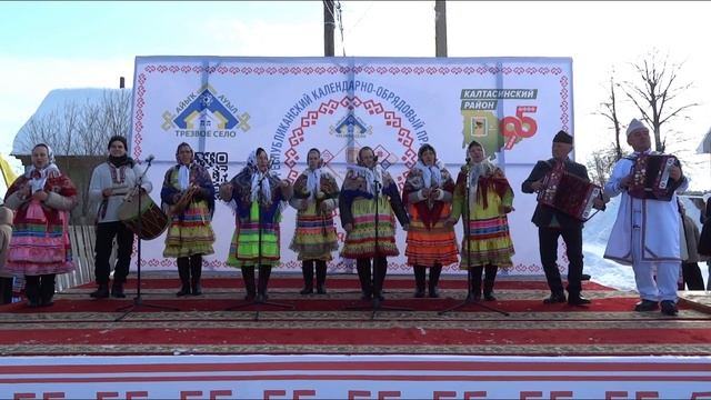 ТАКМАК-ВЛАК в исп. ансамбля из Амзибашево. Видео Василия Хайбуллина смотреть онлайн