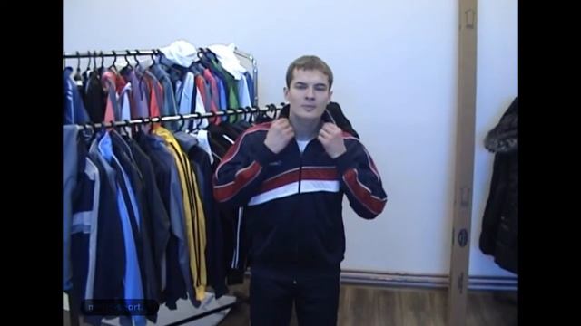120002 Ассимерия Синий с красными и белыми вставками смотреть онлайн