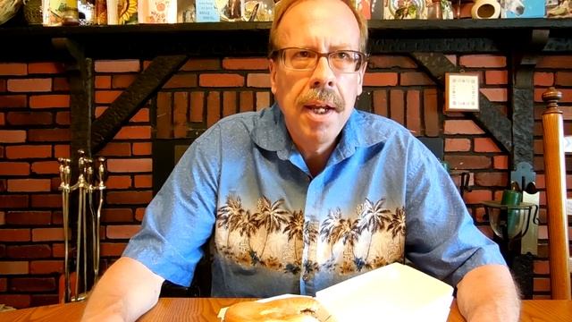 Burger King's BBQ Bacon Whopper Review смотреть онлайн