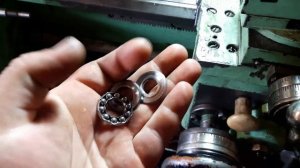 ПЕРЕДЕЛКА ПОПЕРЕЧНОЙ ПОДАЧИ ТОКАРНОГО СТАНКА ТВ-4 ПОД УПОРНЫЕ ПОДШИПНИКИ. ЧАСТЬ 1.