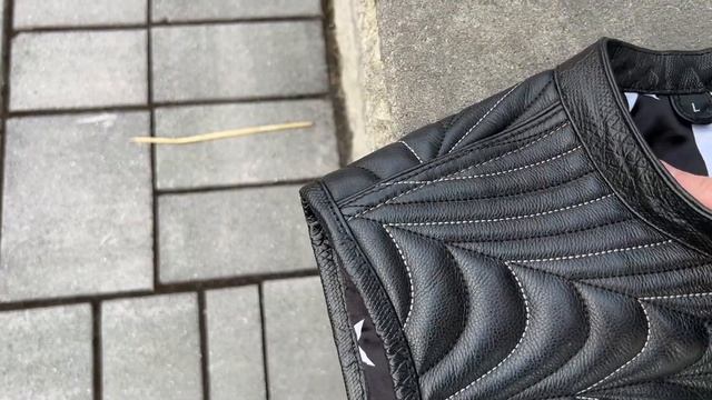The BEST Custom Made Leather Vest?! смотреть онлайн