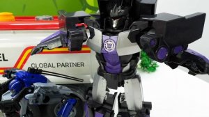 Новые игры Трансформеры - Оптимус Прайм против Десептиконов! – Видео игры для детей