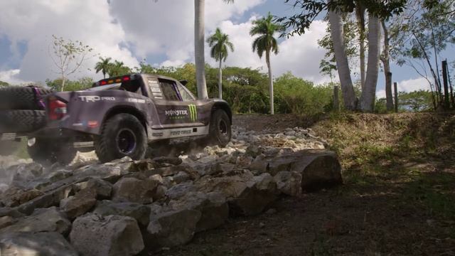 TOYO TIRES | BJ Baldwin’s Recoil 4 in Cuba смотреть онлайн