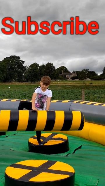 WIPED OUT! 😂 Obstacles! Rollers #shorts #funny #viral #race #duck #wipeout #hi #fun #trending #yt смотреть онлайн