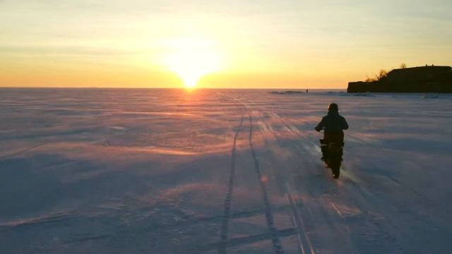 По льду Финского залива на мотоцикле до форта Тотлебен. Мотоцикл BRZ X5. Прокат - Мото курорт. смотреть онлайн