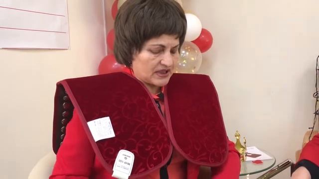 За неделю ушла боль в седалищном нерве, боль в спине, улучшилось зрение,благодаря накидке.