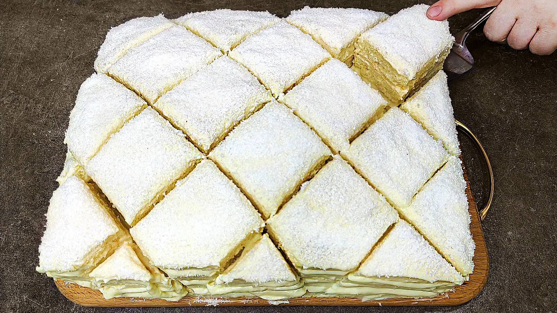 Простой рецепт, очень вкусного торта! Творожный торт Наполеон который тает во рту! смотреть онлайн