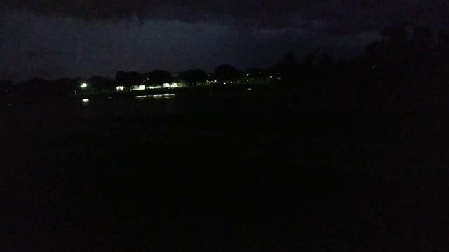 Четко заснял молнии 🔥🌩️⚡ замедленная съёмка, не монтаж!👍 смотреть онлайн