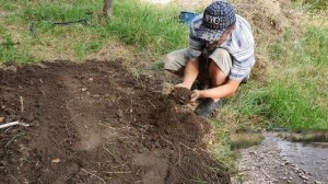Буду копать землю лопатой