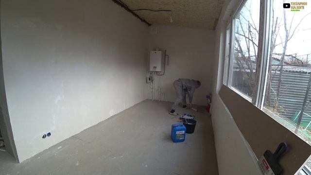 КУПИЛИ ДОМ НА ЮГЕ ПРИСТУПИЛ К УКЛАДКИ ПЛИТКИ ХОЛ ПРЕОБРАЖАЕТСЯ КУПИЛИ ЭКРАН ДЛЯ БАТАРЕИ смотреть онлайн