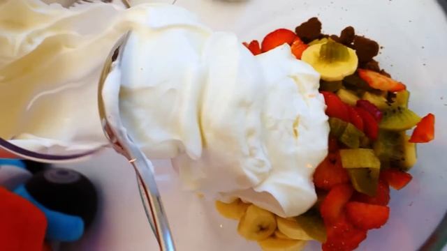 Грузовичок Лева и рецепты для малышей от Капуки Кануки — Пельмени, торт и котлетки для детей! смотреть онлайн