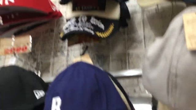 Mga Adidas Caps sa Don Quihote, Yokosuka Chuo, JAPAN ( My Travel Discoveries Channel) смотреть онлайн