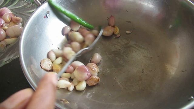 Veldt grape / Pirandai chutney / Veldt Grape Recipe / Pirandai Thuvaiyal / हड़जोड़ चटनी смотреть онлайн