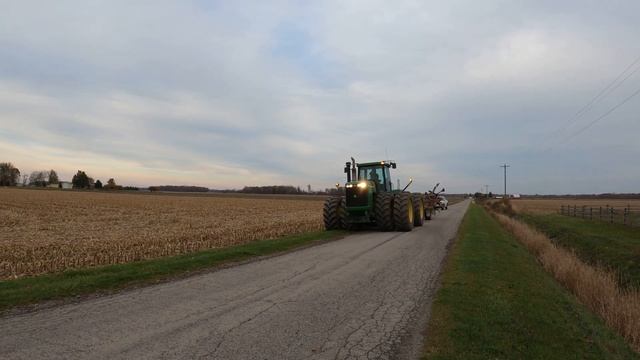 On the Road - John Deere 9420 - CASE IH Ecolo Tiger Ripper - Lenawee County - Harvest 2020 смотреть онлайн