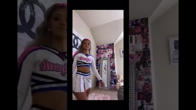 Tikkok's Sexy Uniform Challenge смотреть онлайн