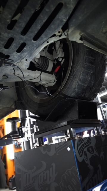 Peugeot 3008 и скрытый враг в подвеске: как мы нашли стук с помощью вибростенда