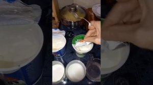 СМЕТАНА. Осторожно подделка! Экомилк. Как проверить на пальмовое масло.