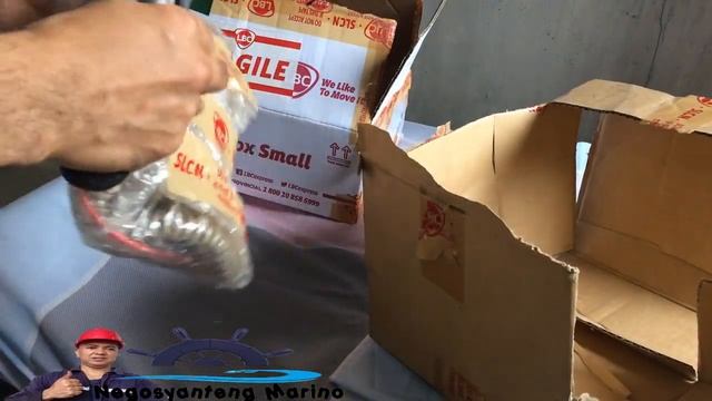 UNBOXING OF MARINE VHF BAND RADIO ICOM M304 смотреть онлайн