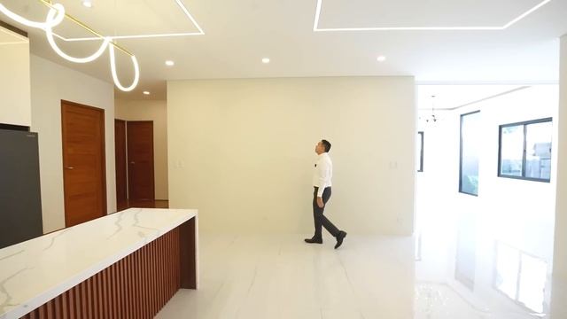 House Tour P89 · "Is this the Best BUNGALOW for Sale in Paranaque?" · New BF Homes 4BR House & Lot смотреть онлайн
