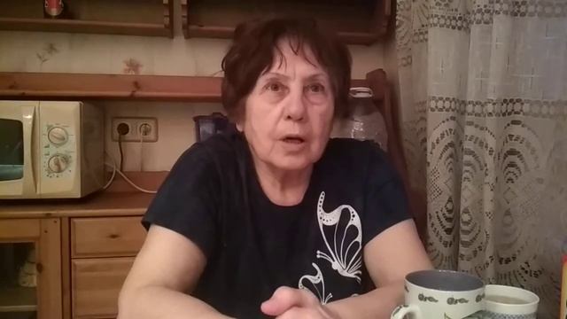 Беру интервью у своей мамы о том, как живут пенсионеры в Оренбурге. Февраль 2020 год. смотреть онлайн