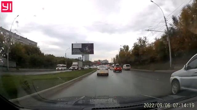 Пример видео YI Smart Dashcam пасмурно утро смотреть онлайн