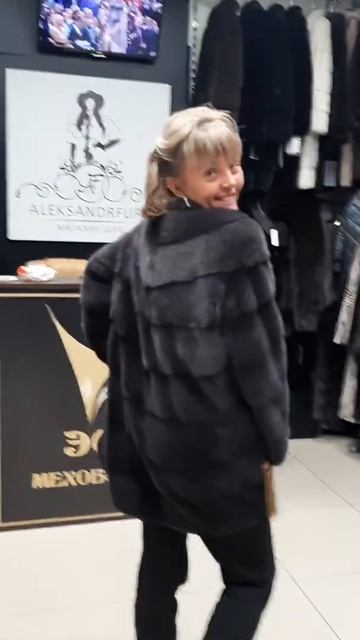 Шубы на Садоводе в Эстет смотреть онлайн