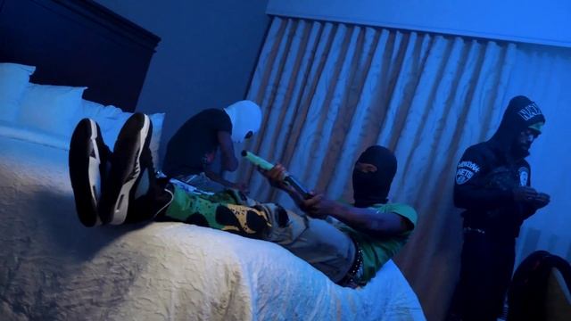New Oppa X SSG Haze - "Trench Talk" смотреть онлайн